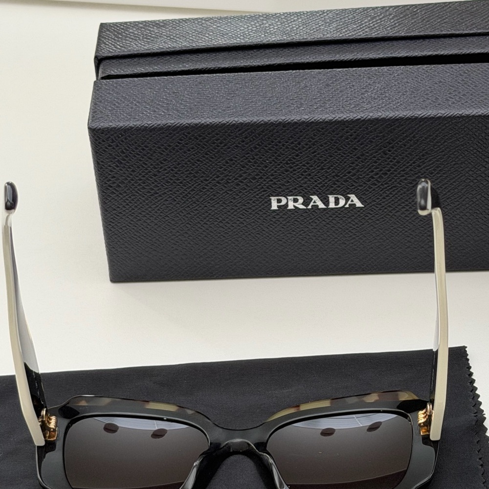 Prada Tortoise Shell Sunglasses - Picture 5 of 16